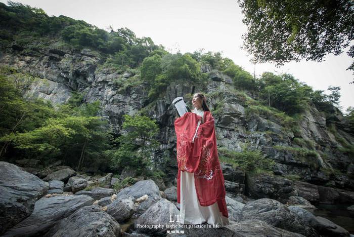 日媒:三笘薰今天没有参加日本队训练,出战印尼的可能性极小